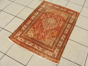 ANTIQUE SENNEH, 4� 0\'\' x 5\' 11\'\' , 122cm x 181cm , ALL VEGETABLE COLOURS , Can be folded like a Textile, FREE SHIPPING
