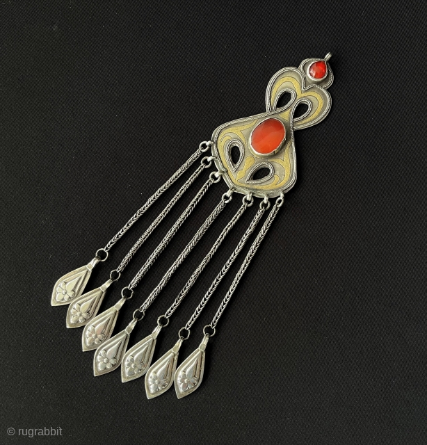 Central-Asian Antique Turkmen Tribal Silver Tassel Pendant Fire Gilded with Carnelian İskendery Design. Circa - 1900 Fine Condition ! Size - ''19.5 cm x 4.5 cm'' - Tassels : 11 cm -  ...