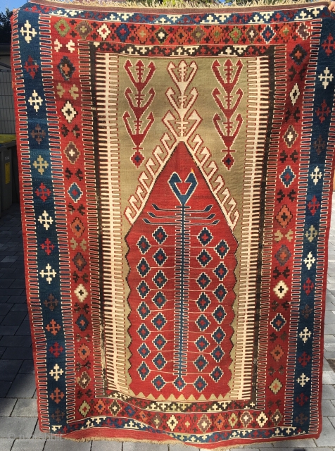 Wonderful Obruk Kilim with great dyes and drawing: 198 cm x 140 cm approx.                   