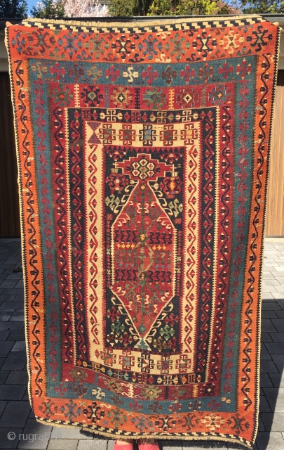 Anatolian prayer Kilim of unknown origin. Probably north-central Anatolia. Small size and excellent dyes! 19. century. Small size: 150 cm x 90 cm approx. Some repairs but otherwise complete and in good  ...