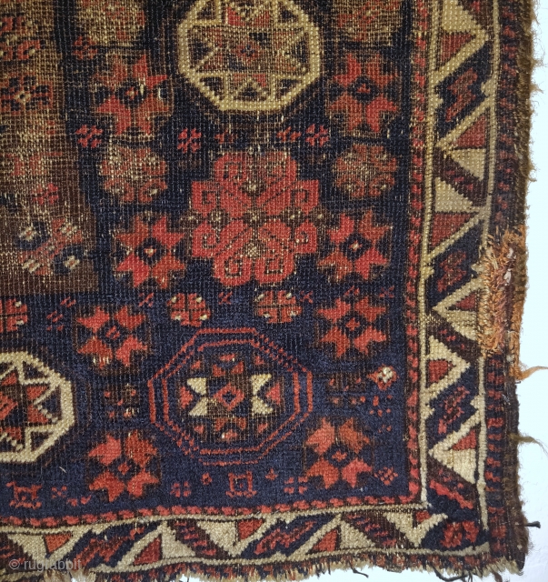Classic Baluch star bag. Old, worn, at least one highlight with cochineal silk. The 4eal deal. 2'10"x2'2"                