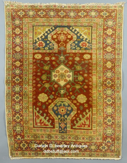 Small antique Turkish Prayer Rug. Possibly Sivas(?)
36" X 47", Good condition, ends are slightly frayed out.
Couple of minor moth bites.
Very fine weave and good, even pile.
Colors are a bit softer in reality...
SOLD 