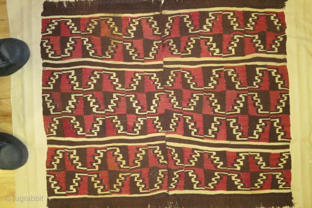 Pre-Columbian Peruvian Nazca/Wari transitional small mantle, circa 700-800 AD, 25 x 28 inches, tapestry weave camelid wool, excellent condition.              