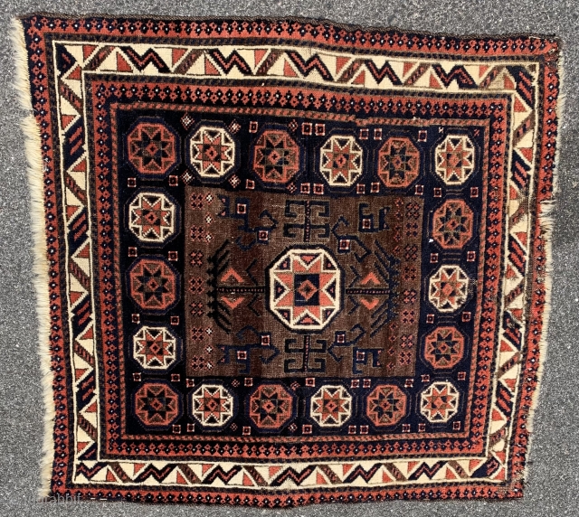 c1900 Belouch bag face…..approx 2.9 x 2.10…a few sm bites…..
Checks drawn on U.S. banks preferred……please ask….
Thanks to RR for providing this site….
Ed Briggs….. Questions????… 207 9673357       