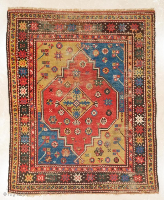 18th Century Anatolian Dazkiri Rug. İts Rare piece. İts in good condotion. Size 115x140 cm                  