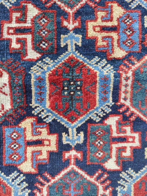 Persian Bagface 

Size : 62 x 68 cm 

RR has an email problem please reach me directly on this mail : alpagutrugs@gmail.com           