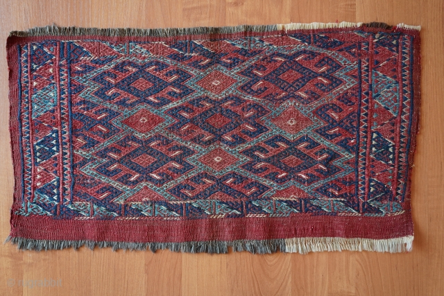 Antique Ersari torba with glowing blue/greens. 1'5" x 2'8" Would make a beautiful wall hanging or framed. Cheers               