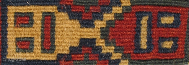 Pre-Columbian Band
Peru, Nasca Culture
400 – 600 A.D.
Total Length: 19" (48 cm)
Width: 1.5" (4 cm)



Please visit our online exhibition: Andean Textile Traditions.
            