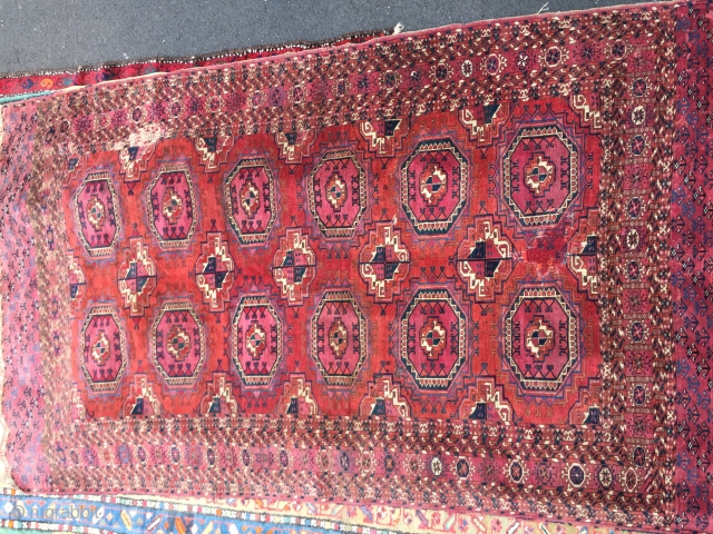 Turkmen/tekke carpet
Size 210/145 cm                             