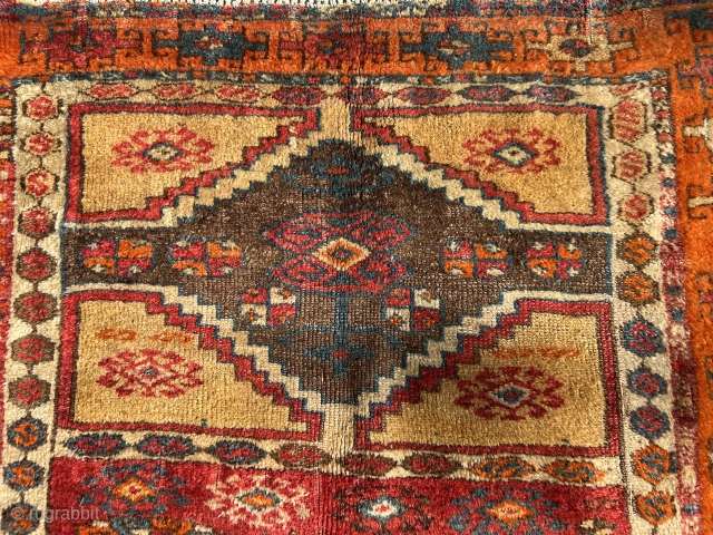 East anatolian tribal rug small size 180/130 cm                         