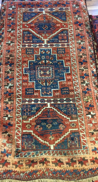 East anatolia yörük rug
Size 210/140 cm                           