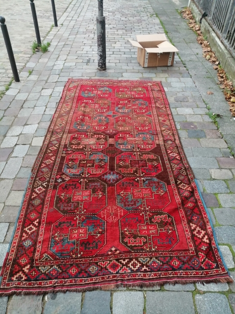 Antique karakalpak

320x150cm
Very good condition                             