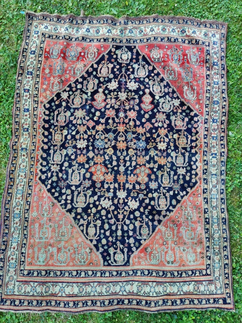 Antique Qashqai with silk weft / wool warp
Good condition
smooth and good shape

185x140cm
                     