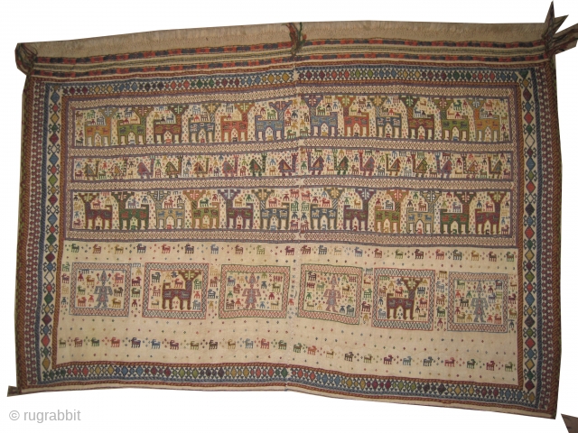 
Horse cover Vernneh Caucasian woven circa 1910 antique, collectors item, 138 x 90cm, ID: A-820
Rare example, in good condition, woven with Vernneh technique and hand spun lamb wool, elegant.

    