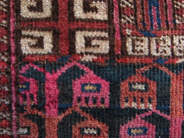 Pende / Saryk Ensi, (150x111cm) 4\'11\" x 3\'9\" great Ensi, 2nd half 19th, all dyes good.                 