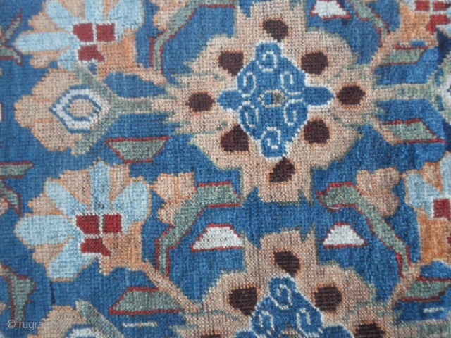 Antique Luri Fars Persian carpet in good condition, full pile.
Wool on wool foundation. Natural dyes for this one.
More info or pictures on request.  183 x 110  cm the size
Warm regards  ...