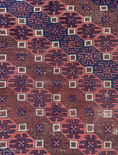 Baluch Rug with graphic diagonal pattern, nice wonky main border with an S inner  - 43" x 61" - 110 x 156 cm         