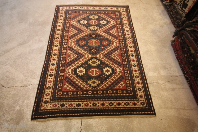 19yy. Kazak carpet
If you have any questions please do not hesitate to ask.                    