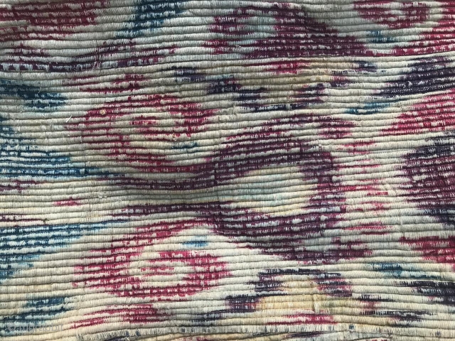 Uzbekistan - Ikat chapan, printed cotton lining - ikat facing. Circa 1900 - 1910                   