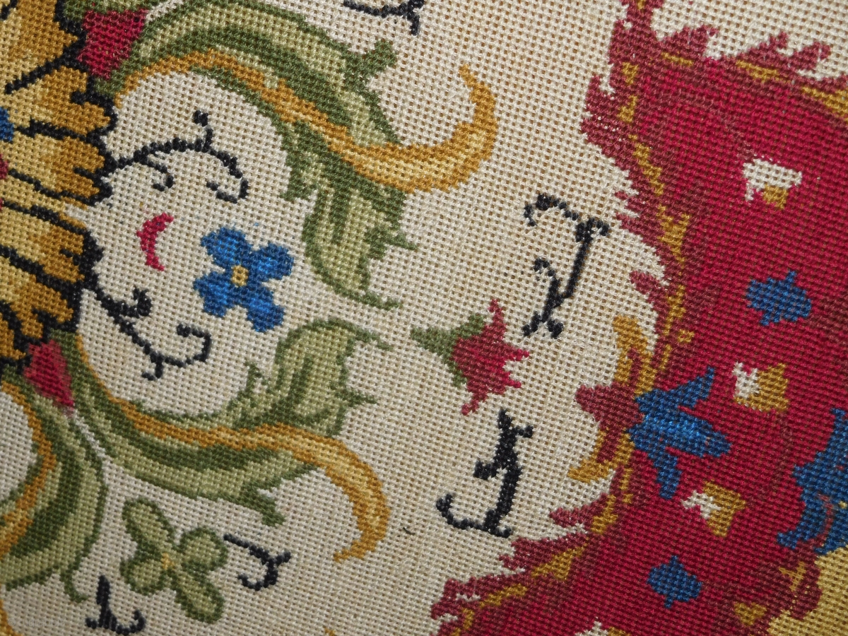 34''x34'' framed Portuguese Amazing textile silk and wool