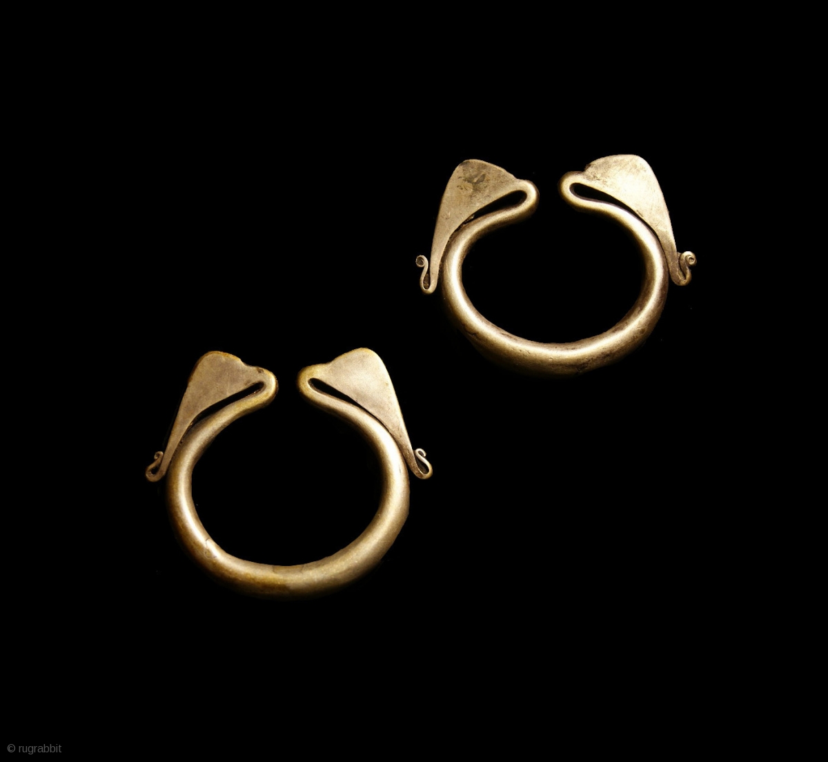 Old Silver Vietnamese Earrings Weight: 47.2 grams Example of earrings