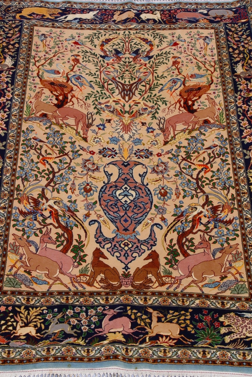 Lovely Antique Persian Isfahan pictorial oriental rug, 3'6" x 5'4" (107