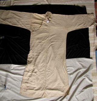 A few gentlemen's silk patterned 1920s cheongsams I acquired in an auction in Hong Kong, recently. If you ever ever watched any Donny Yems early Ip Man movies or were a fan  ...
