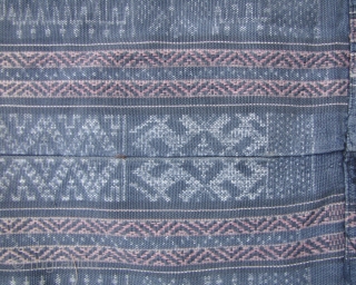 



Fine and rare five paneled skirt, from the Meifu subgroup of the Li people Hainan Island, circa mid 20th century. This kind of ikat textile is unique among Chinese minority groups. I  ...