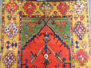 Antique Anatolian Konya Rug 
size:137x100 cm.                           