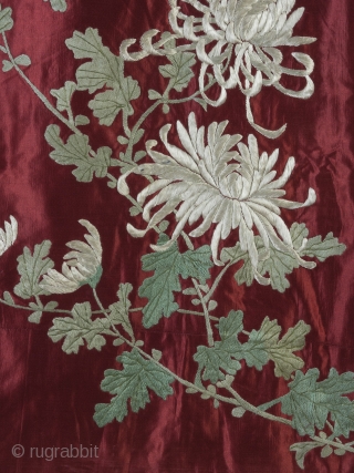 Very rare 19th century Japanese red silk Fukusa. 132cm/52 inch square.

An exceptionally decorative and well preserved piece. The central crane is beautifully drawn and executed; rendered in monotone silk, it's form delineated purely  ...