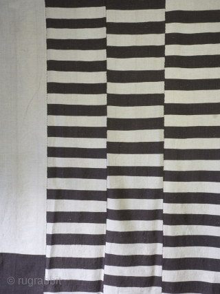 Large early to Mid Century Persian Jajim in a striking, modernist two tone design. 150cm x 240cm (94.4 inches x 59 inches)

With a superb, bold and graphic design that is tremendously well  ...