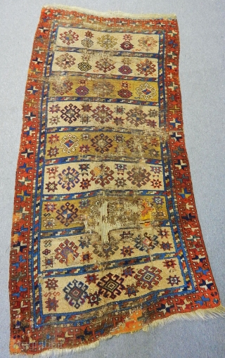 Antique East Anatolian Yörük Rug ..E.mail.anatolianpicker@gmail.com                           