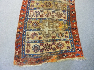 Antique East Anatolian Yörük Rug ..E.mail.anatolianpicker@gmail.com                           