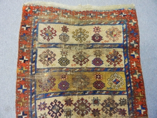 Antique East Anatolian Yörük Rug ..E.mail.anatolianpicker@gmail.com                           