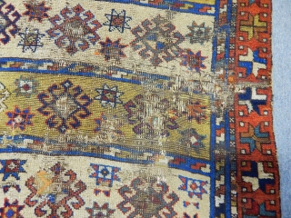 Antique East Anatolian Yörük Rug ..E.mail.anatolianpicker@gmail.com                           