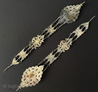 A pair of Antique Turkmen Traditional Silver Hair Jewelry Gilded and with Carnelian
Turkmen Tribe Silver Costume Jewelery. Circa - 1900 Size - ''50 cm x 8.5 cm'' - Weight : 346 gr.  ...