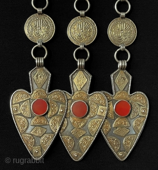 Antique Turkmen - Yomud Tribal Silver Necklace Fire Gilded with Carnelian. Turkmen people Used for Wedding and Engagement Days.Turkmen Art Collector Jewelery.Circa - 1900 Size - Lenght with Chain : 58 cm  ...