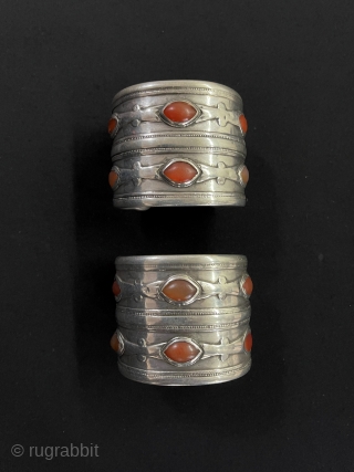 Central - Asian Turkmen Antique Pair of Turkmen Traditional Silver Cuff Bracelets and Arm band & Desbend with Carnelian. Turkmen Art Collector Bracelets Jewelery.Size - ''6 cm x 5 cm'' - İnnir  ...