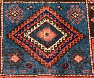 Adıyaman Kurdish Rug 
Early 19th century
Size 260x120 cm                         