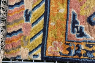 Ning-Hsia 19th century very good condition 
Size: 210x60cm                         