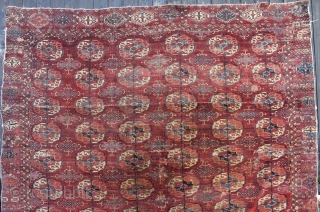 Akhal oasis Tekke around 1800 almost identical copyin book of Elena Tsareva 
Turkmen Carpets page 54 Illustration 28 
with strong signs of use.
Size: 193x188cm         