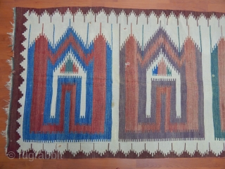 Karapinar saf, slightly damaged, three niches                           