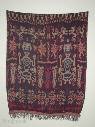 Ceremonial Cloth for Men

(hingghi)
Early 20th century
Sumba, Indonesia
Cotton
Ikat
100x265cm
 
Feel free to ask for more information, for more textiles and antiques from Asia please visit my website www.m-beste.com
       
