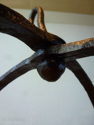 Something different: Wrought iron game rack. !9th century or earlier. Imho should be at least 200 years old. European. Hand forged. Size is cm 44 diameter. Weight is 3.5 kg ca. In  ...