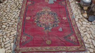 Antique Large Oushak Kilim
The fabric was hand sewn.
Size 430x330 cm
Please Contac 
salaberina@gmail.com                     