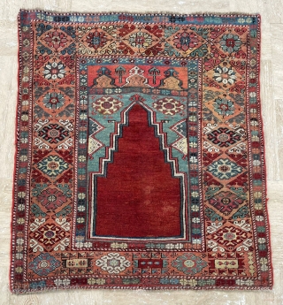 Karapinar Prayer rug circa 1850 size 115x135 cm                         
