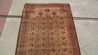  19th century central asia pray rug with baluchi design all natural colors.
size 3.7x6.11                   