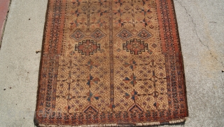  19th century central asia pray rug with baluchi design all natural colors.
size 3.7x6.11                   