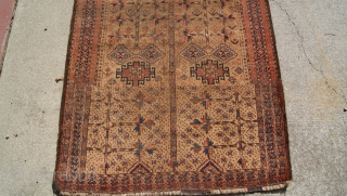  19th century central asia pray rug with baluchi design all natural colors.
size 3.7x6.11                   