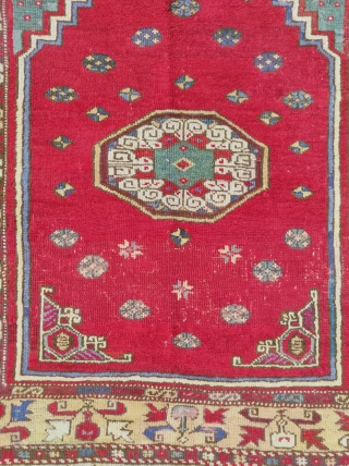 Mihalic Rug 

Size : 100 x 140 cm 

Circa 1870s 

Please contact me directly : alpagutrugs@gmail.com                 